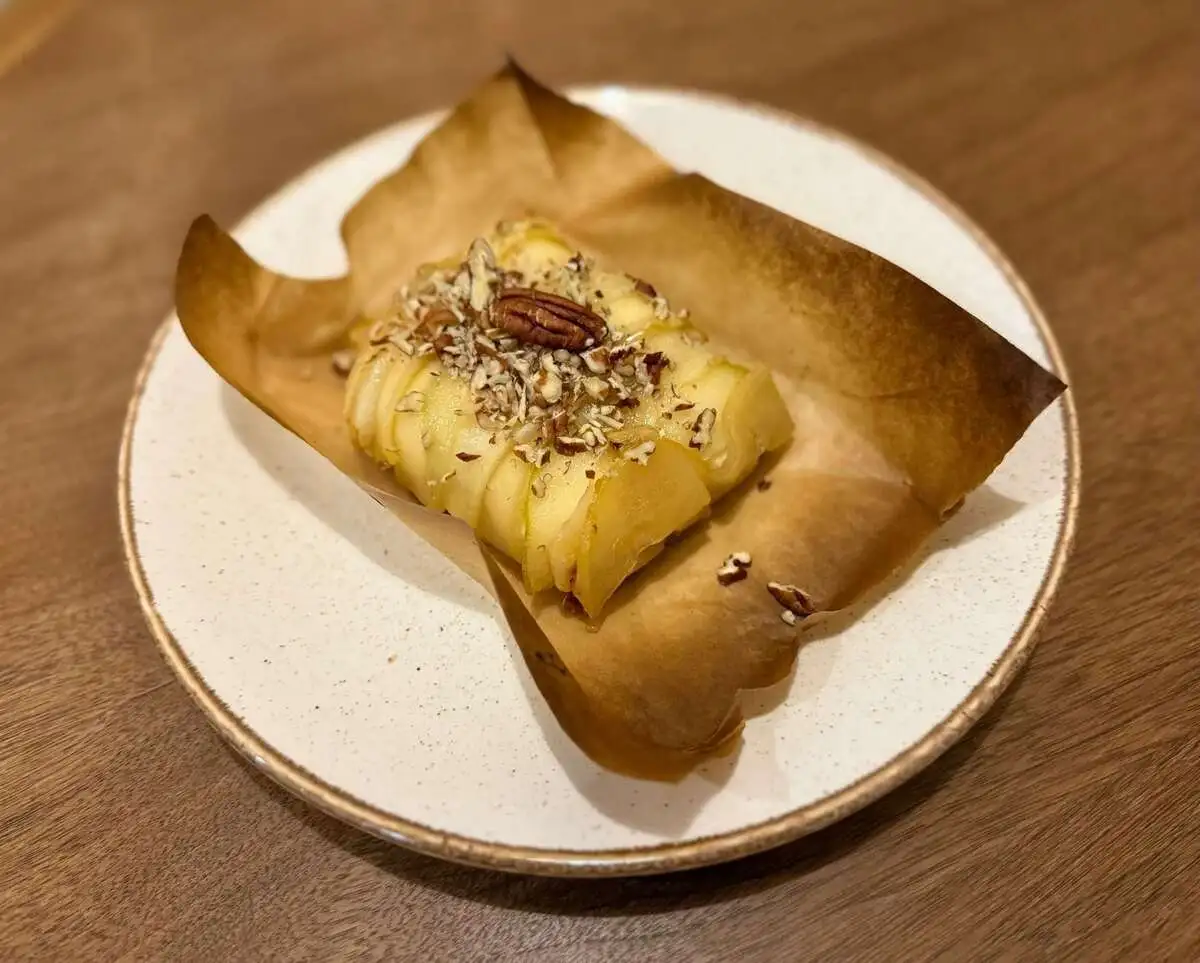 Десерт с грушей из печи