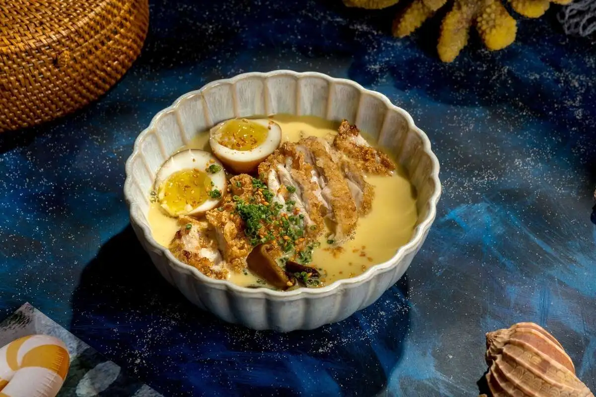 Рамен с обжаренным цыпленком