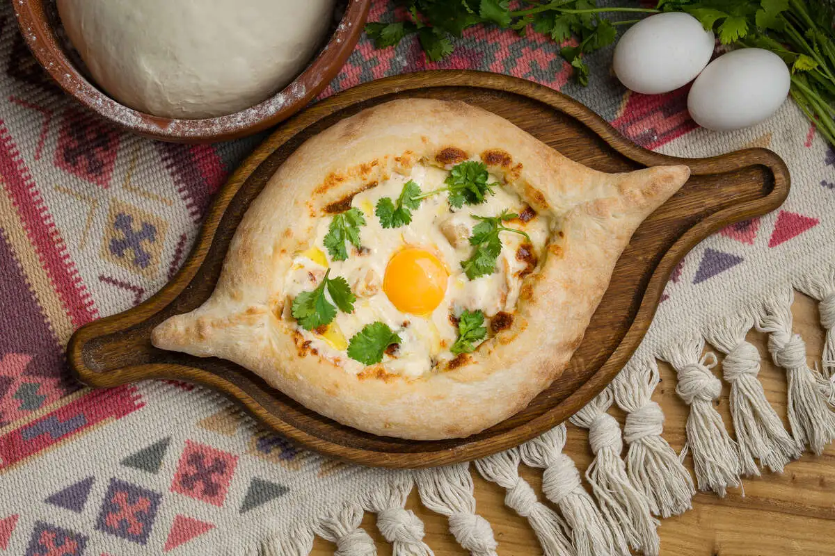 Хачапури с морепродуктами