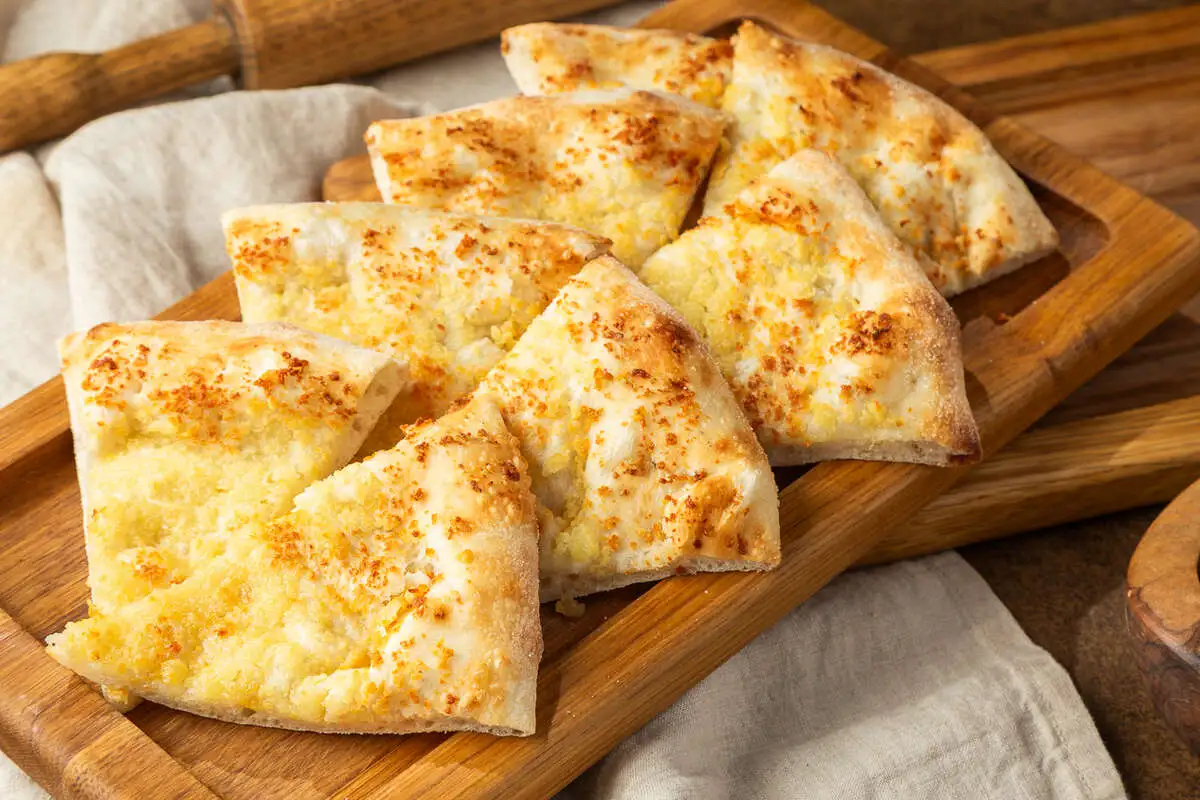 Фокачча с чесноком