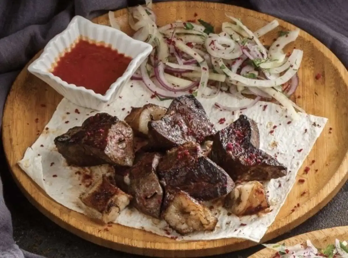 *Говяжья печень с Курдюком