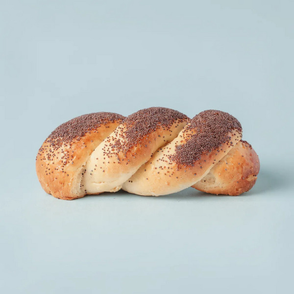 Булка с маком