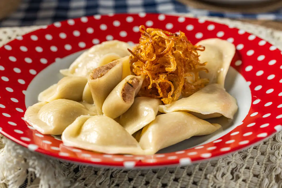 Вареники с томленой бараниной и картофелем