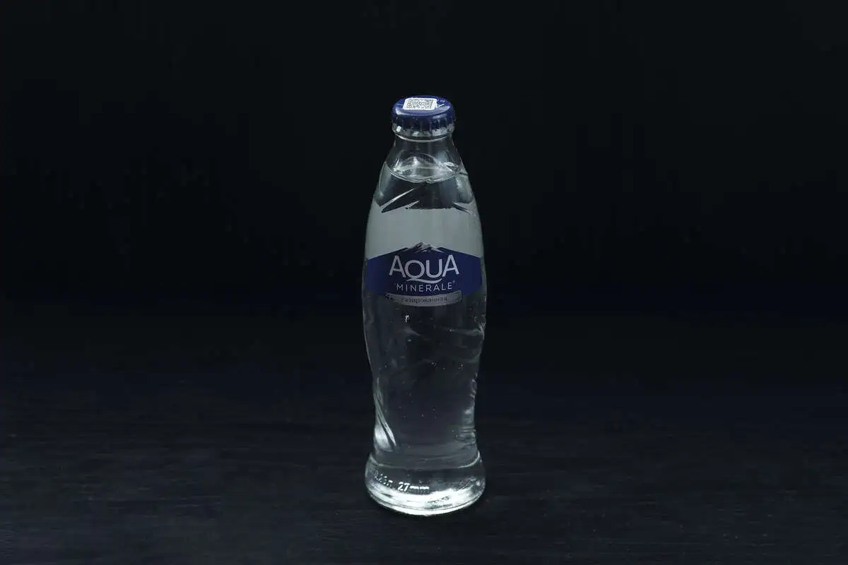 Аква Минерале с газом 