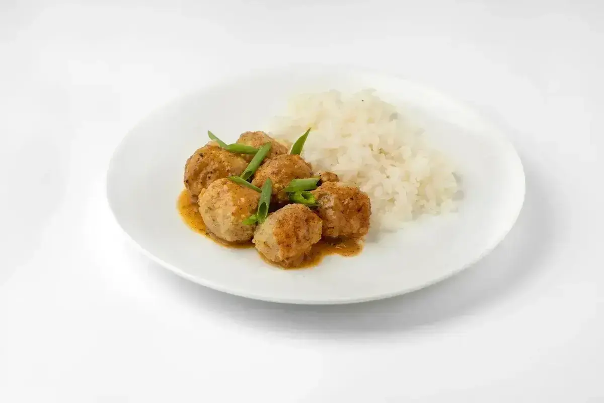 Фрикадельки "Фрекен Бок" с рисом