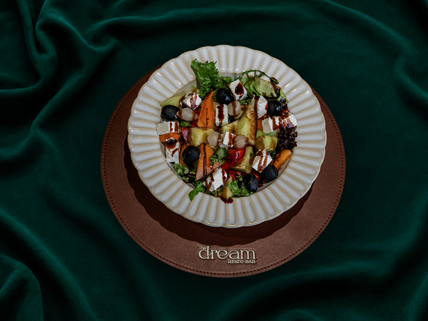 Greek Salad Հունական աղցան 