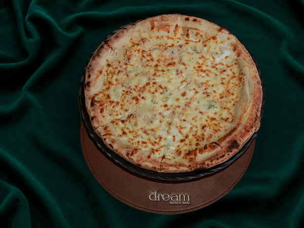 Pizza Quattro Formaggi Պիցցա Չորս պանիր