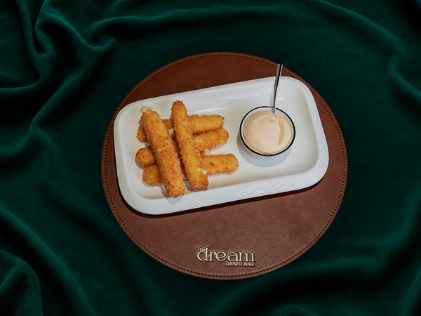 Mozzarella Sticks Պանրի ձողիկ 