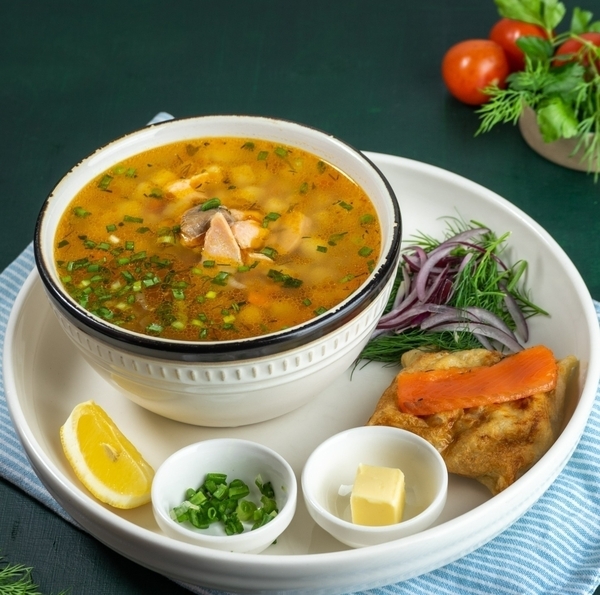 Уха с красной рыбой