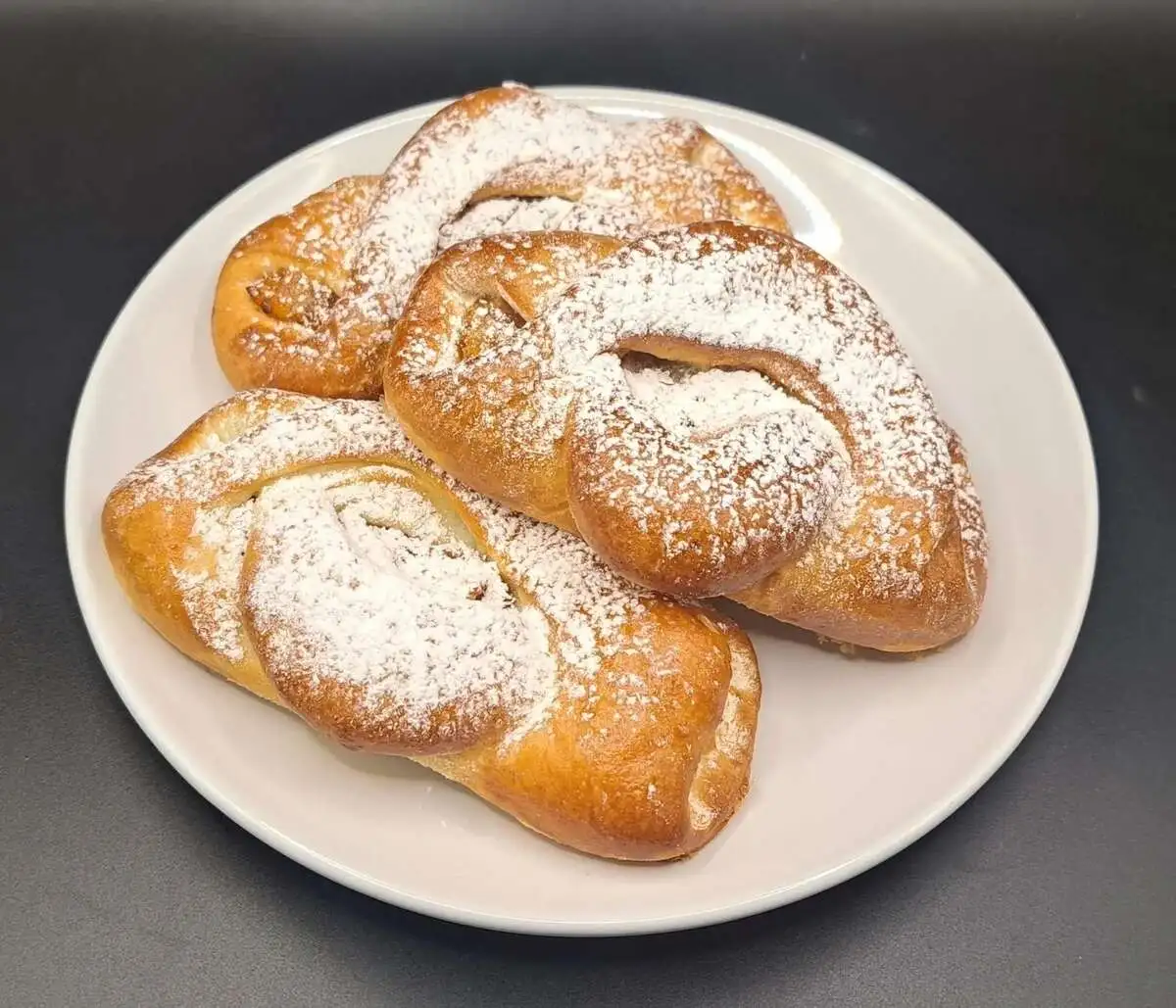 Пирог с курагой