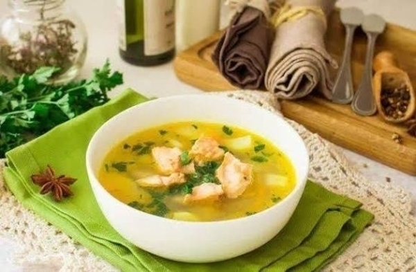 Уха из красной рыбы