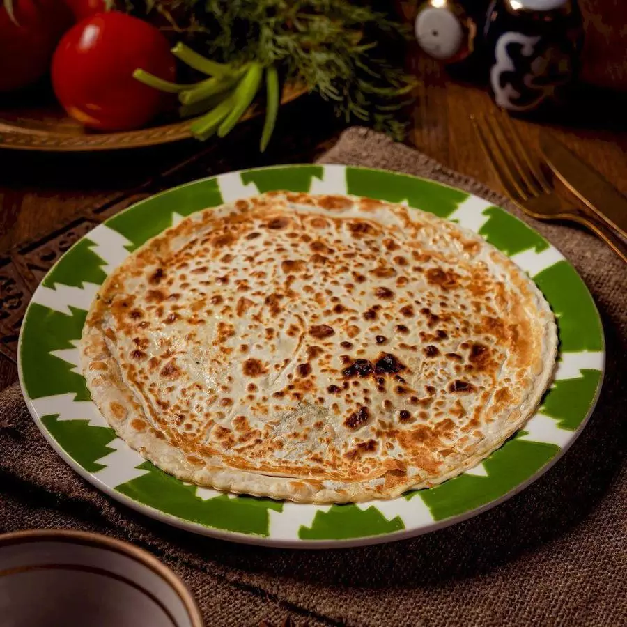 Кутаб с зеленью и сыром (150гр)