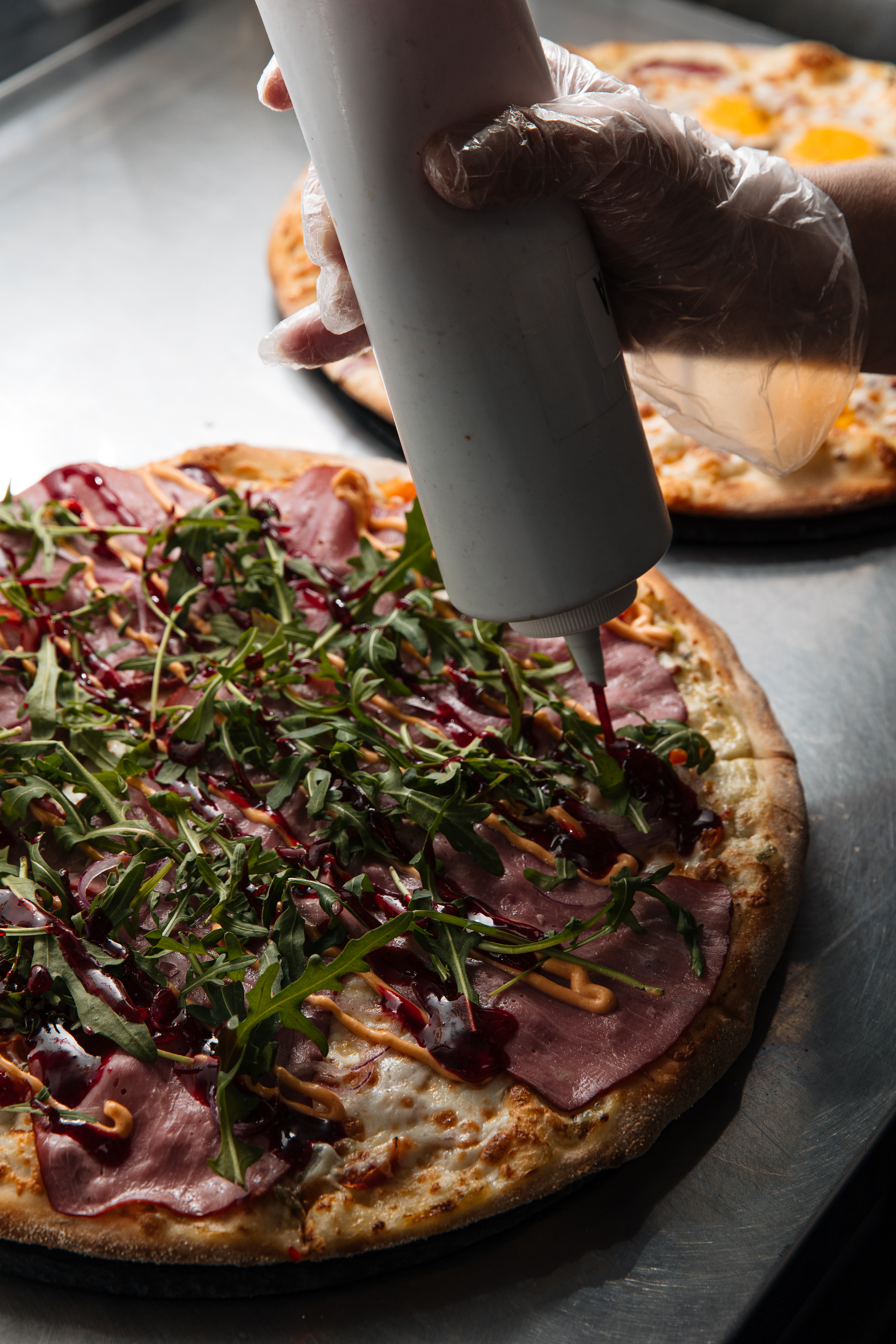 Свежая пицца