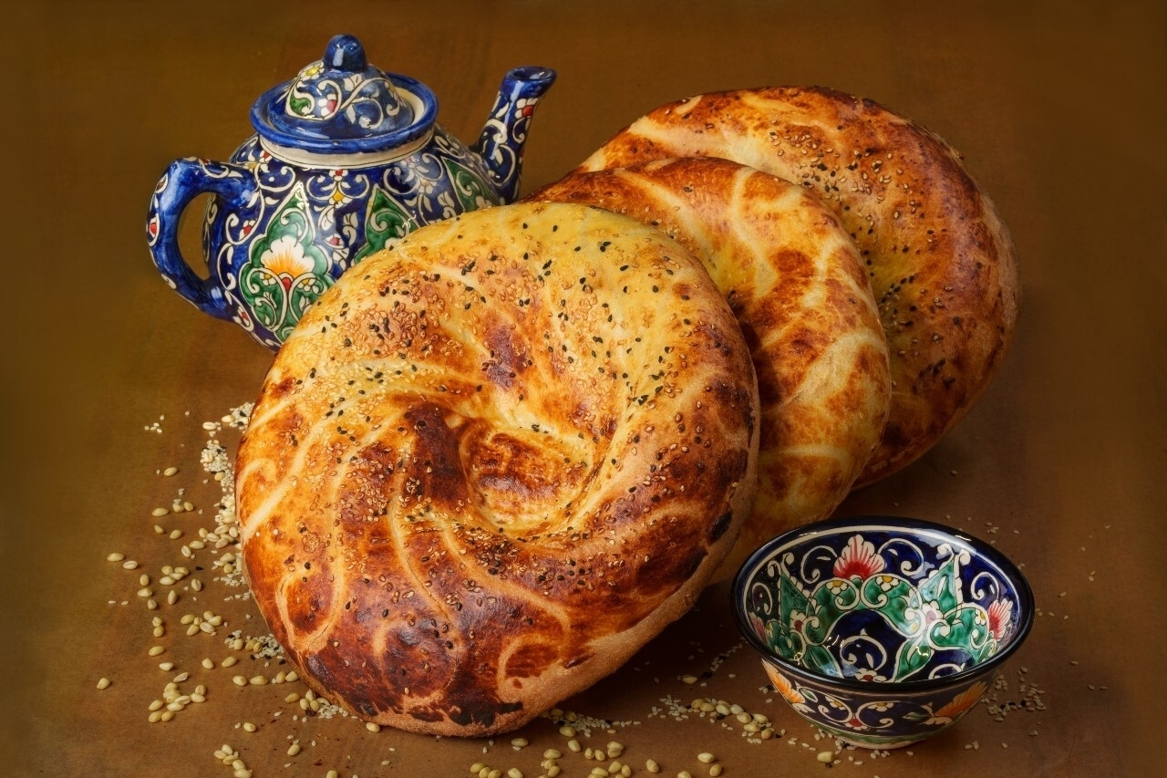 slide-https://ankajan.ru/menu/vtorye-blyuda/plov-prazdnichnyy-iz-govyadiny-s-nutom-i-izyumom